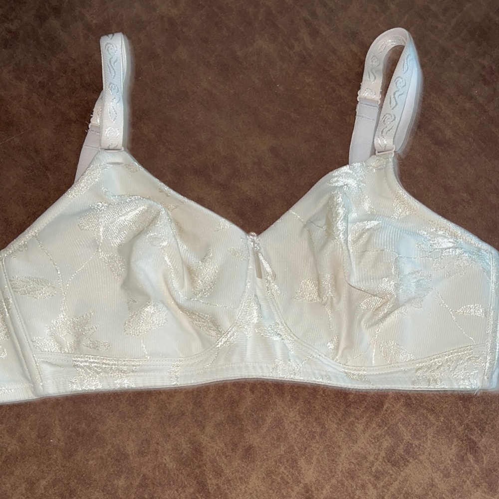 Wacoal Beige Unlined Wireless Bra